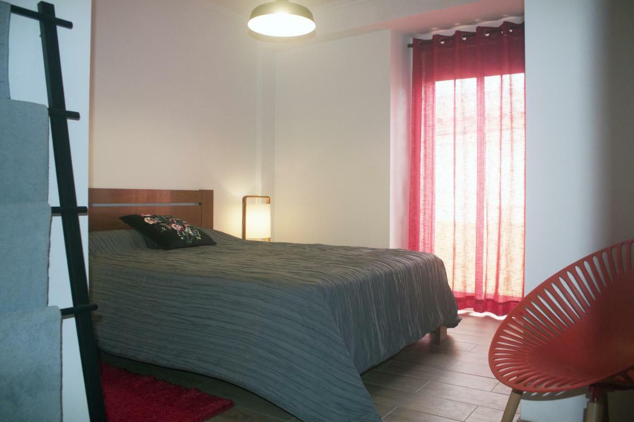 Friendly Peniche Apartment Ngoại thất bức ảnh